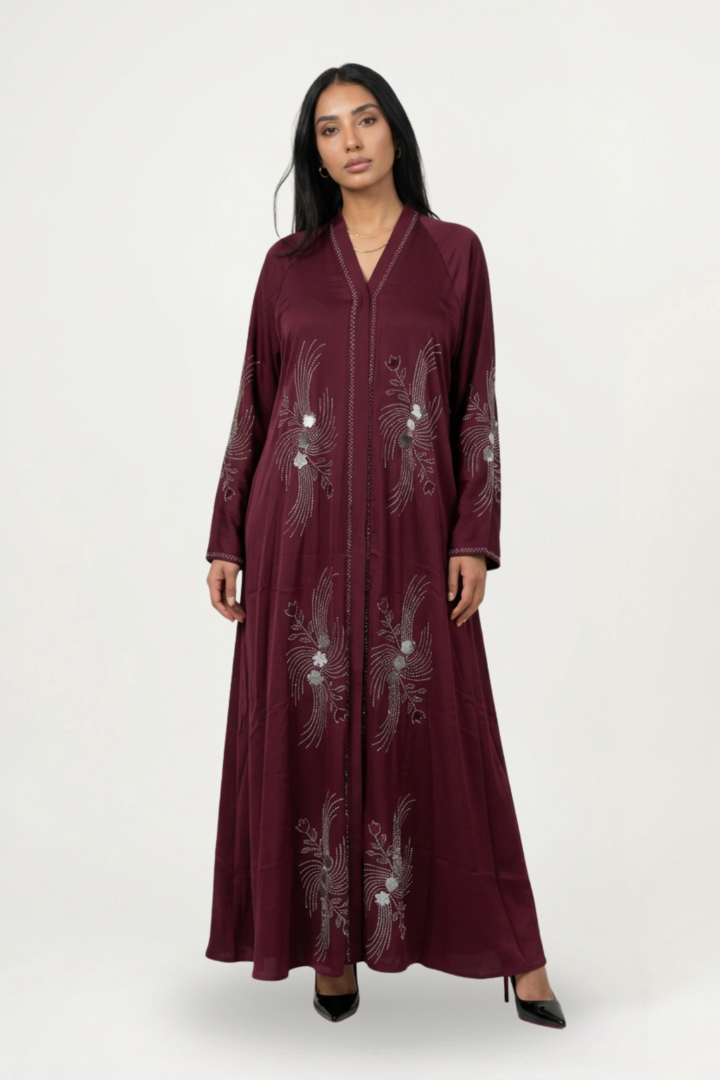 Abaya bordeaux prune brodée Meydan, tombé fluide du Nidha