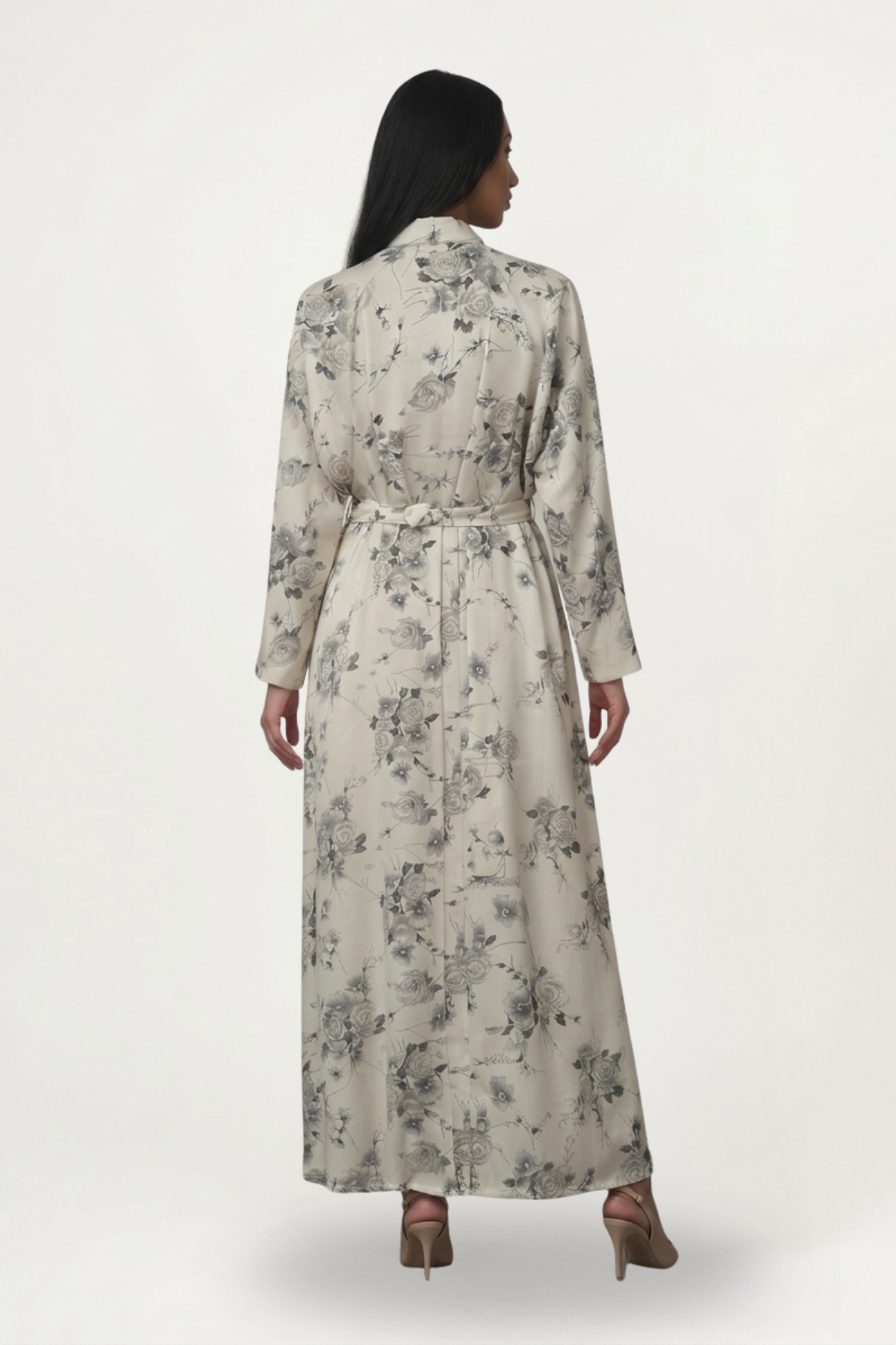 Abaya blanche Safa, coupe ample à manches longues